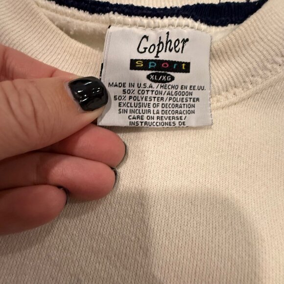 Vintage Gopher Sport Size Women's XL Crewneck Sweatshirt With Plaid Cat Embroide - Picture 4 of 7